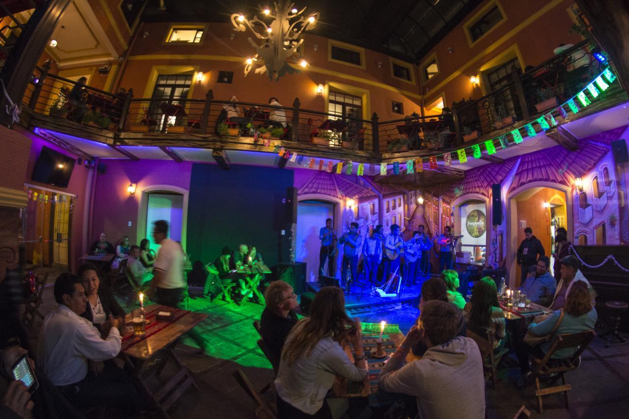 Imaynalla Hostel Sucre Eksteriør bilde